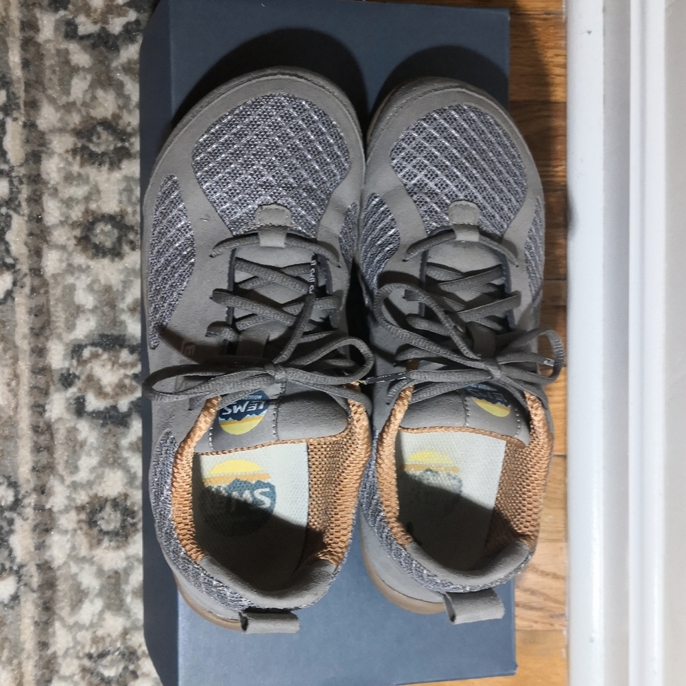 Lems Primal 2 unisex (men's 7, women's 8.5)